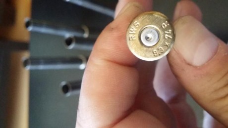 Se venden 8 vainas del 9,3x74R RWS.
Precio: 12 euros.

Interesados: josemgal@yahoo.es
O: 654858701 00