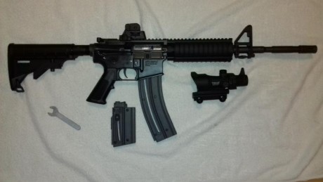 Vendo carabina Colt M4 OPS en calibre .22 LR. Carabina semiautomática fabricada en Alemania por la casa 00