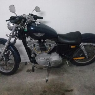 pues como dice el titulo,porque no ponemos fotos de nuestras maquinas,ya sean scooters,harleys,nakeds,trails,etc,la 40