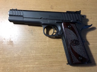 VENDO STI TROJAN 5.0 9mm, guiada con la F. Se vende por no usar y pasarme al arma larga , no quiero cambios 02