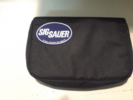 Buenas, se ofrece bolsa porta pistolas, de la marca Sig sauer.

Se puede ver en Valladolid.

Precio de 01