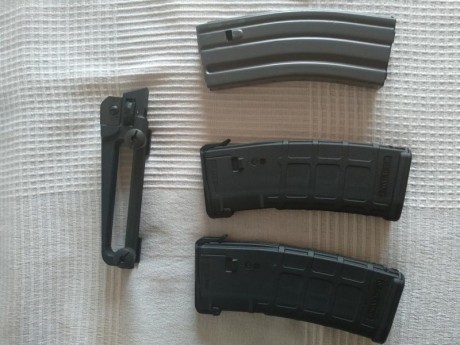 Vendo rifle Sabre Defence XR-15 de calibre 222 y cañon de 14.5 pulgadas. El rifle está como nuevo, el 20
