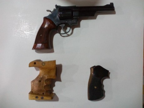 Vendo el que para muchos es el mejor revolver fabricado por la marca americana, aunque cada uno tendrá 02