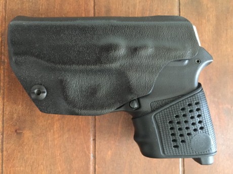 Hola, vendo una funda especifica interior para s&w Bodyguard 380, esta nueva, sin uso.
Precio 40€.
un 00
