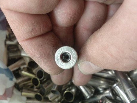 100 unidades 12€ de un tiro están en Cantabria portes por cuenta del comprador dispongo de 400 vainas 00