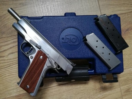 Buenas a todos.
Pongo a la venta esta joya.
COLT GOLD CUP NATIONAL MATCH
Acabado INOX
CAL. 45 ACP
3 cargadores
2 02