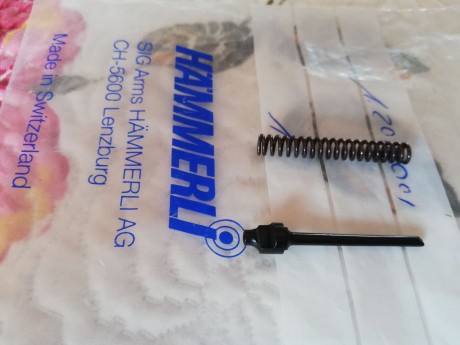 Hola,
Vendo percutor de la Hämmerli 208S. A estrenar.
Precio 150 euros.
Sólo móvil.
Domingo 659730901 01