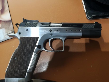 hola cambio tanfoglio limited 9mm por pistola con carro del 22 escucho ofertas con 2 cargadores y maletin 30