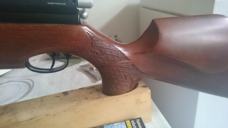 Por falta de uso vendo carabina air arms s410 classic 5.5 + visor swarovski habitch 2.5-10 x56 todo funciona 00