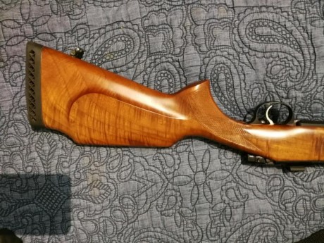 Hola pongo a venta este rifle, CZ 550 Mod. Scandinavia calibre 30 06 por no usar se compro para el chico 00