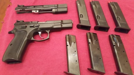 Vendo CZ85 combat 9pb + kadett kit 22lr, el arma esta en perfecto estado, poco uso, alzas micrometricas 00
