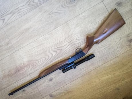 Vendo esta joya.
Carabina calibre 22 LR, marca BROWNING desmontable en dos partes (Take down). Con monturas 00