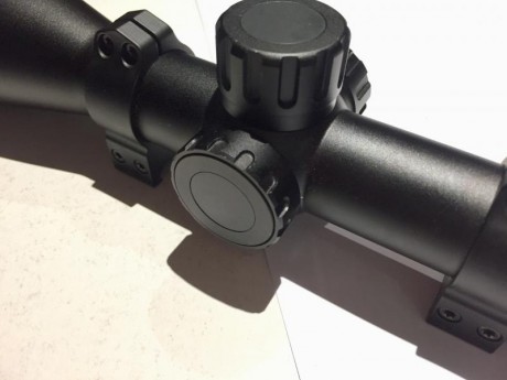 Se ofrece visor MINOX ZX5 3-15x56 , estado igual que nuevo. Se regala parasol y filtro UV. Se ofrece sin 02