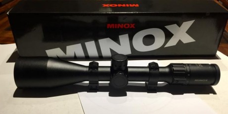 Se ofrece visor MINOX ZX5 3-15x56 , estado igual que nuevo. Se regala parasol y filtro UV. Se ofrece sin 00
