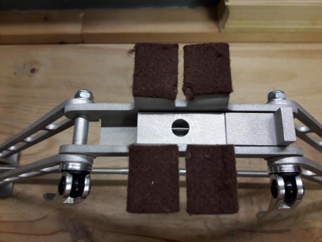 Buenas, dispongo de un bipode mca que ya no uso y saco a la venta.

Precio de 80€ + envio.

Se puede ver 00