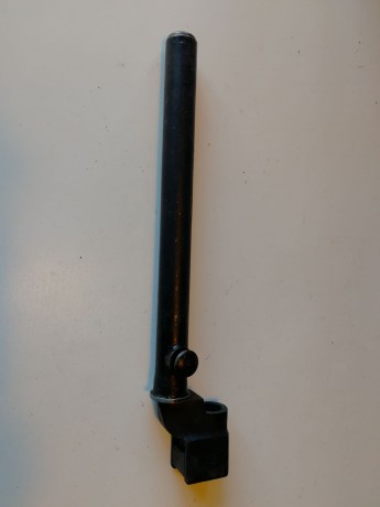 Hola a todos .
Vendo bayoneta para el fusil Lee Enfield IV de pincho (spike). Como nueva . 20 € + portes. 02