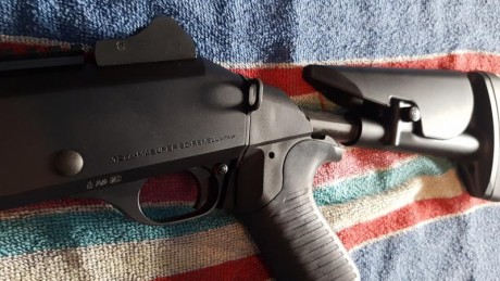 Hola
Vendo soporte de correa para escopeta Benelli
Tiene leves marcas de haberlo montado, pero no se ha 140