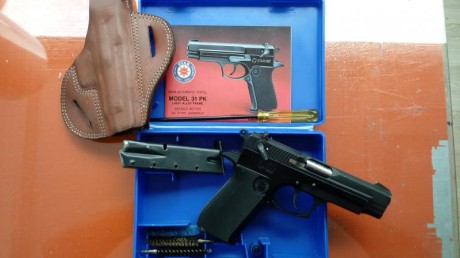 Vendo esta preciosidad por falta de cupo.

Start 31 pk 9mm con caja original, baquetas de limpieza, manual 00