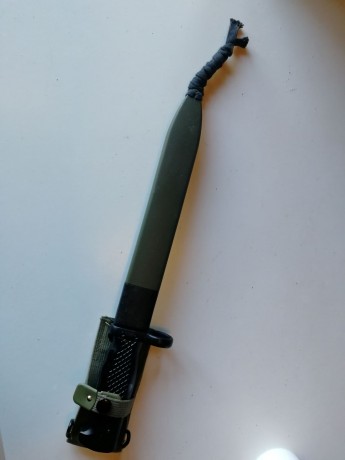 Hola a todos.
Vendo bayoneta de Cetme C . Nueva, de arsenal. 49 € + portes.
Un saludo.

    Gurney 02