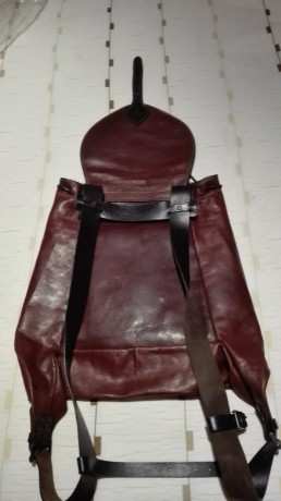 Zurrón para caza prácticamente nuevo..no a salido al campo..esta en barcelona.
Su precio 50€ con envío 01