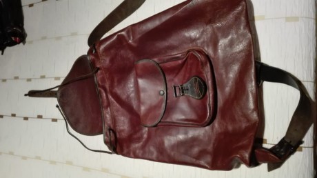 Zurrón para caza prácticamente nuevo..no a salido al campo..esta en barcelona.
Su precio 50€ con envío 00