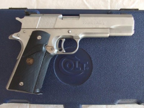 Hola a todos.

Como dice el anuncio vendo pistola original COLT 1911 GOLD CUP 9 MM NATIONAL MATCH

El 01