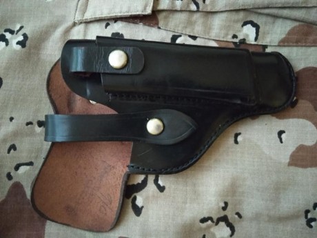 Cada una a 10 €, más envío. Saludos y gracias.- 9C.01.jpg  9C.02.jpg  9C.03.jpg 
Estas son para pistola 02