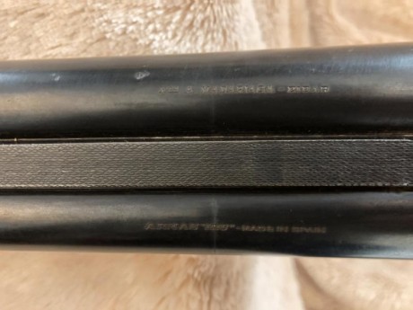 Se vende escopeta marca Grulla modelo 213, expulsora, en buen estado y cañones en perfectas condiciones 10