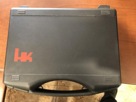 Buenas, vendo mi pistola HK P30,esta nueva, he tirado 100 cartuchos, está guiada en A,se puede ver en 02