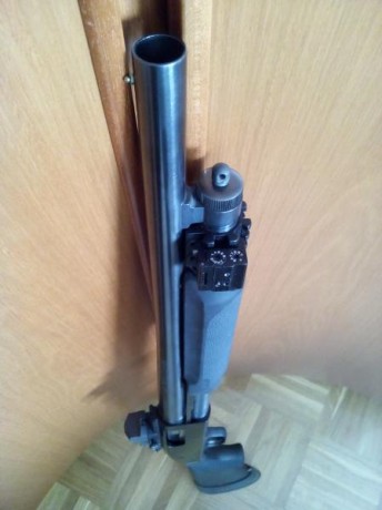 Creo que ha habido un error. Ese cañon rayado de bala es de 60 cms, es decir 24 pulgadas. Tengo uno igual. 21