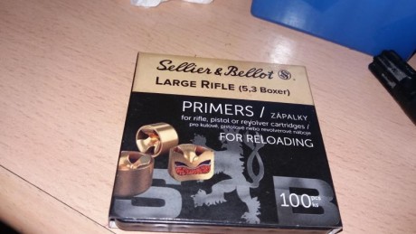 Saludos compañeros,tengo un problema con estas vainas y tengo muchas no puedo alojar el piston y si puedo 00