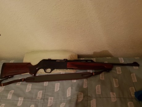 Hola. Un amigo vende este rifle, con monturas y anillas originales de HK que ya valieron 300€, desmontables. 02