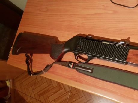 Hola. Un amigo vende este rifle, con monturas y anillas originales de HK que ya valieron 300€, desmontables. 01