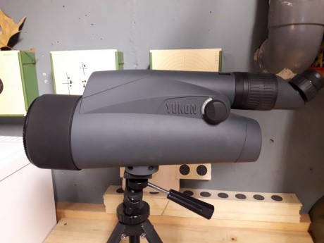 Pues eso, ofrezco telescopio Yukon 6-25×25 y 25-100×100.
Esta prácticamente nuevo, 2 usos a 200M y otros 01