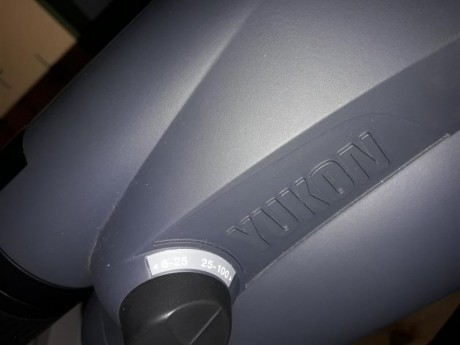 Pues eso, ofrezco telescopio Yukon 6-25×25 y 25-100×100.
Esta prácticamente nuevo, 2 usos a 200M y otros 11