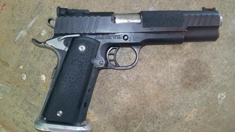 Por aligerar cupo vendo sti trojan preparada para ipsc classic. 
Funnel
Alza recortada
Punto de mira de 01