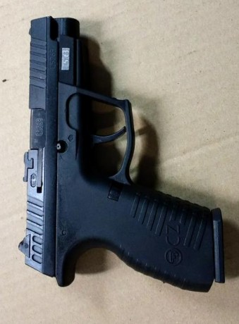 Se vende CZ-100, con un solo cargador y guiada en "A"
150 euros. Se puede ver y probar en La 01