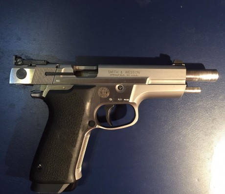 Vendo Walther GSP cal.22 buen estado y funcionamiento 400 Euros                         VENDIDA
      12