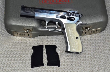 Por dejar el tiro, un amigo me encarga la venta de una Tanfoglio Ultra Match y carro del 22 Lr, incluye 21