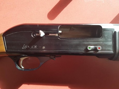 Escopeta repetidora del calibre 12 ( 3 cartuchos) de la marca Lanber con 3 choques para que abra o cierre 00