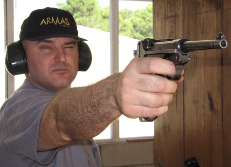 Hola a todos, alguno me puede recomendar alguna pistola para precisión en 9mm pb. 00