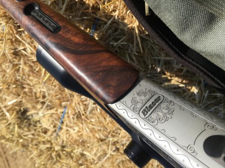 se vende k95 luxus aleman, no tiene nada que ver al que se vende en españa. grado de maderas superiores 20