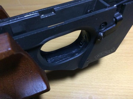 VENDIDA

La pistola está en muy buen estado y funciona perfectamente (hay manchas negras en una foto que 102