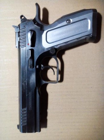 :D Hola, vendo Tanfoglio stok lll
3 cargadores y maletín original
Ahora a 600€ y ya no se puede bajar 01