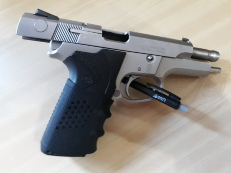 El compañero FELIPE vende sus armas cortas. TODAS ELLAS EN PERFECTO ESTADO Y FUNCIONAMIENTO



-PISTOLA 22