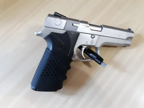 El compañero FELIPE vende sus armas cortas. TODAS ELLAS EN PERFECTO ESTADO Y FUNCIONAMIENTO



-PISTOLA 20