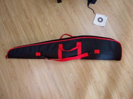Rifle de aire comprimido completamente nuevo, no se ha utilizado ni una sola vez, calibre 5.5. Lleva un 00