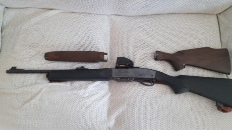 En venta rifle Remington 7400 del calibre 30.06, culata y guardamano de polimero, incluidos los originales 00