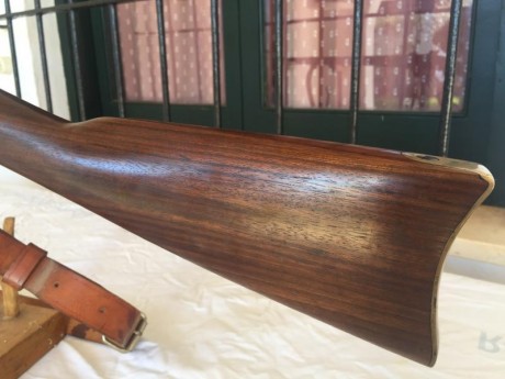 Se vende por cese de actividad, incluye 2 turquesas una RCBS y otra de Pedersoli y 

Los datos del fusil 01