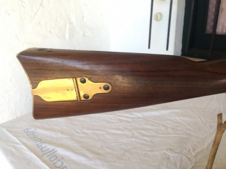 Se vende por cese de actividad, incluye 2 turquesas una RCBS y otra de Pedersoli y 

Los datos del fusil 00